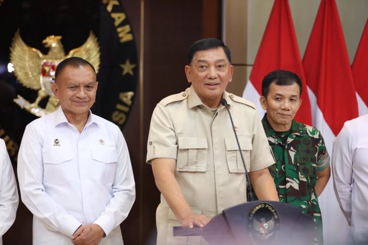Arahan Prabowo Pada Sjafrie Sjamsoeddin Sebagai Menko Polkam Ad Interim: Revitalisasi Organisasi