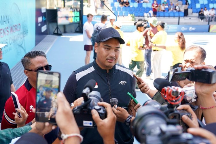 Menteri Pemuda dan Olahraga Republik Indonesia (Menpora RI) Dito Ariotedjo mengungkapkan kebahagiaannya karena Indonesia kini memiliki venue olahraga raket berstandar internasional di kawasan wisata ITDC Nusa Dua, Kabupaten Badung, Bali.(foto:Gilang/kemenpora.go.id)