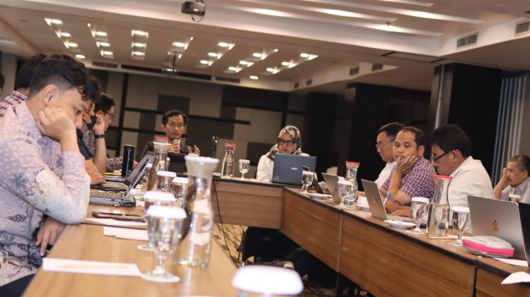 Dalam upaya memperkuat arah kebijakan strategis pelayanan kepemudaan dan keolahragaan. Biro Perencanaan, Organisasi dan Data Kementerian Pemuda dan Olahraga (Kemenpora) menggelar kegiatan Penajaman Rencana Strategis (Renstra) Tahun 2024–2029.(foto:istimewa)