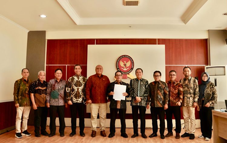 PT BUKIT ASAM JADI PERUSAHAAN TAMBANG PERTAMA DENGAN PROGRAM KEPATUHAN PERSAINGAN USAHA DARI KPPU