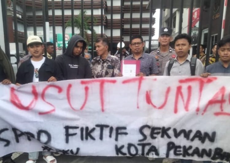 Mahasiswa Aksi di Kejari, Desak Pengusutan Dugaan SPPD Fiktif di Sekretariat DPRD