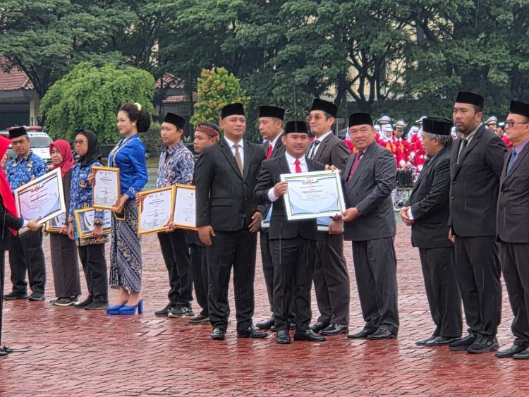 Dinas Pertanian Kabupaten Bekasi Raih Penghargaan Reformasi Birokrasi 2024, Komitmen Tingkatkan Kinerja ASN BerAKHLAK