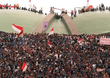 Aktivis Reformasi 98 Tolak Soeharto Jadi Pahlawan: Bentuk Pengkhianatan Keadilan