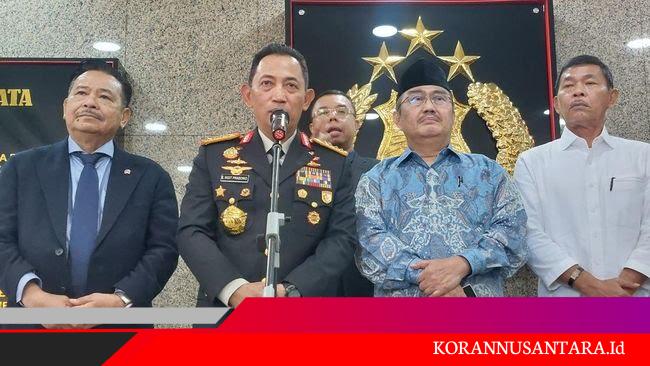 Rapat Perdana Komisi Percepatan Reformasi, Kapolri: Polri Terbuka dan Terima Evaluasi