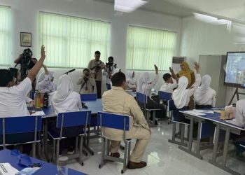 Prabowo Resmi Luncurkan 288 Ribu Smartboard untuk Sekolah di Indonesia