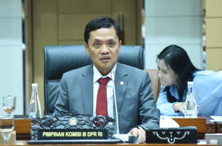 Ketua Komisi III DPR RI Tegaskan Perpol 10/2025 Konstitusional