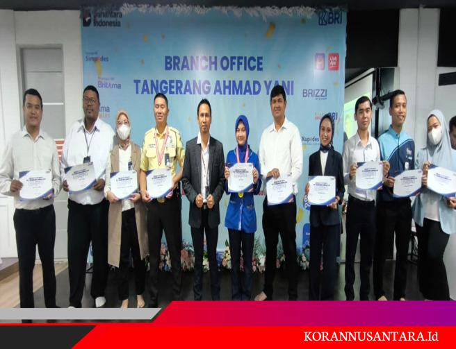 BRI KC Tangerang Ahmad Yani Berikan Penghargaan kepada Pekerja Terbaik Bulan November