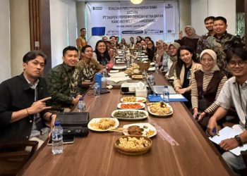 BRI KC Tangerang Ahmad Yani Berikan Penghargaan kepada Pekerja Terbaik Bulan November