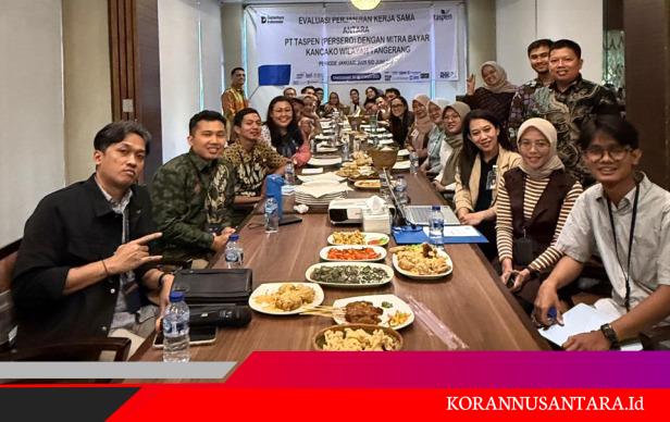 BRI KC Tangerang Ahmad Yani Berikan Penghargaan kepada Pekerja Terbaik Bulan November