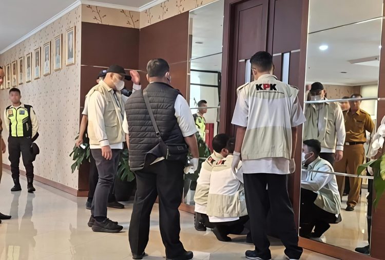 Pasca OTT KPK, Nomor Seluler Sekda dan Kepala dinas Pemkab Bekasi Mayoritas Non Aktif