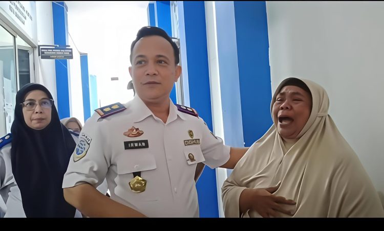 Tangisan Juru Parkir Ibu Nuraeni Butuh Kebijakan Walikota Makassar Atas Rambu Larangan Parkir