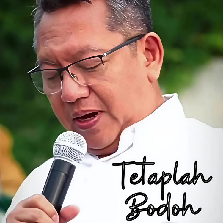 TETAPLAH BODOH “Puisi Rektor Universitas Islam Indonesia”