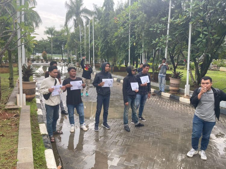 #BekasiMuak, Koalisi Pemuda Rakyat Bangkit Desak Usut Dugaan Gratifikasi Open Bidding Pejabat Kabupaten Bekasi