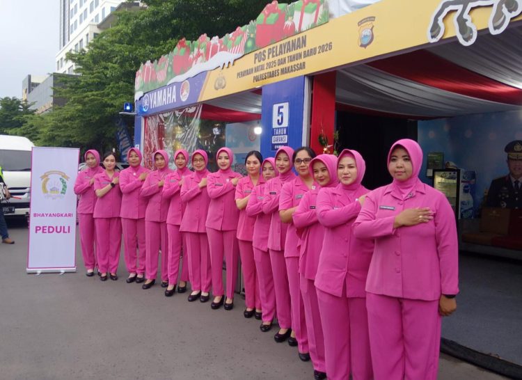 Kombes Arya Perdana Kunjungi Seluruh Pos Penjagaan di Wilayah Polrestabes Makassar, Terima Masukan Kapolsek Perbaiki Layanan Keamanan