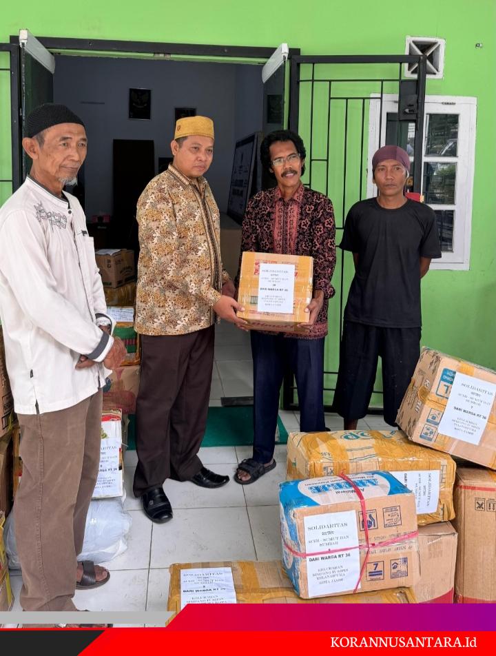 RT 36 Kelurahan Simpang IV Sipin Kota Jambi Galang Dana Untuk Korban Bencana