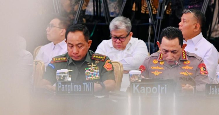 Puluhan Ribu TNI-Polri Dikerahkan, Pemerintah Gercep Penanganan Bencana di Sumatra