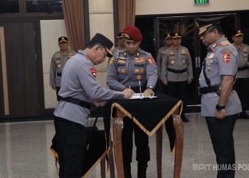 Kapolri Lantik Pejabat Utama Mabes hingga Sejumlah Kapolda