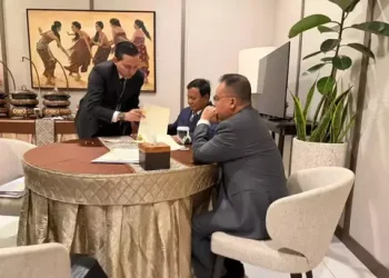 Prabowo Temui Dasco Jelang Terbang ke Inggris, Bahas Apa?