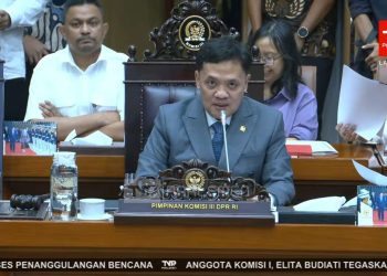 Komisi III DPR RI Tegaskan Polri Tetap di Bawah Presiden