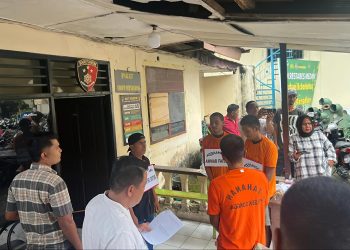 Rekonstruksi Kasus Pengeroyokan Ketua LPM Sempat Ricuh, LPM Desak Transparansi dan Penangkapan Seluruh Pelaku