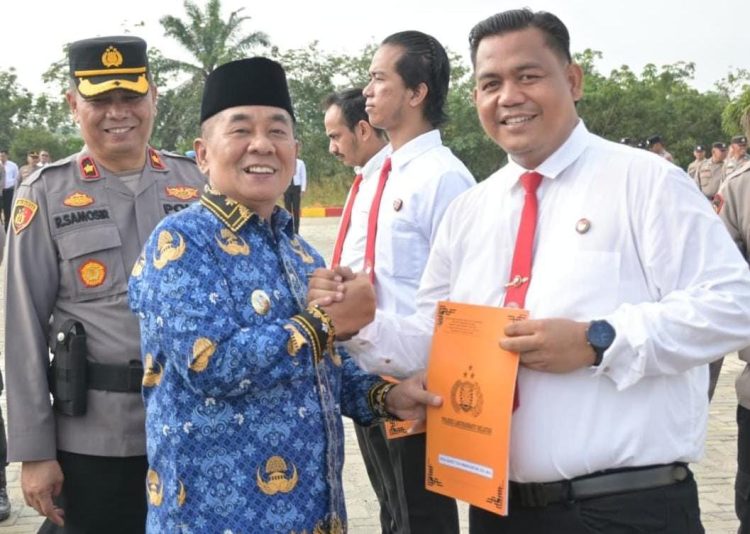 Polres Labusel Beri Reward Personel dan Warga Berprestasi, Wakil Bupati: Apresiasi Nyata untuk Pengabdian Tanpa Pamrih