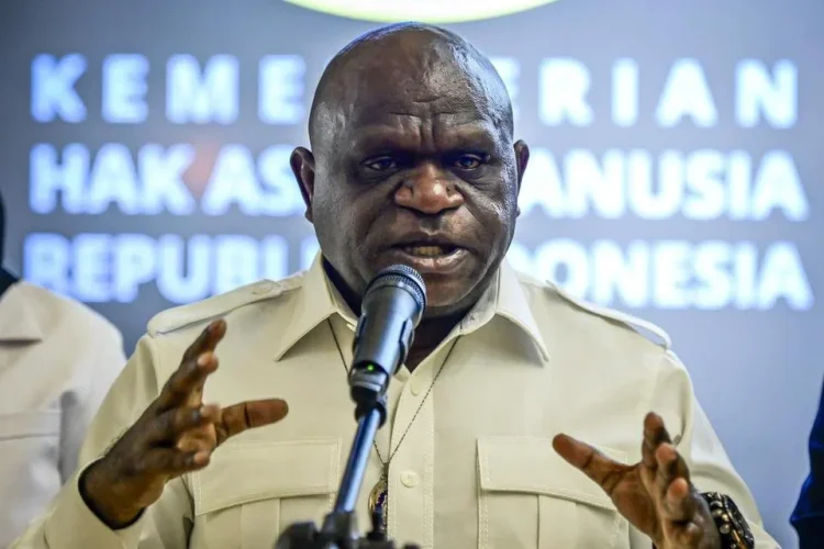 Menteri Pigai Desak Polisi Usut Tuntas Teror ke Influencer, Jangan Framing Pemerintah Sebagai Pelaku