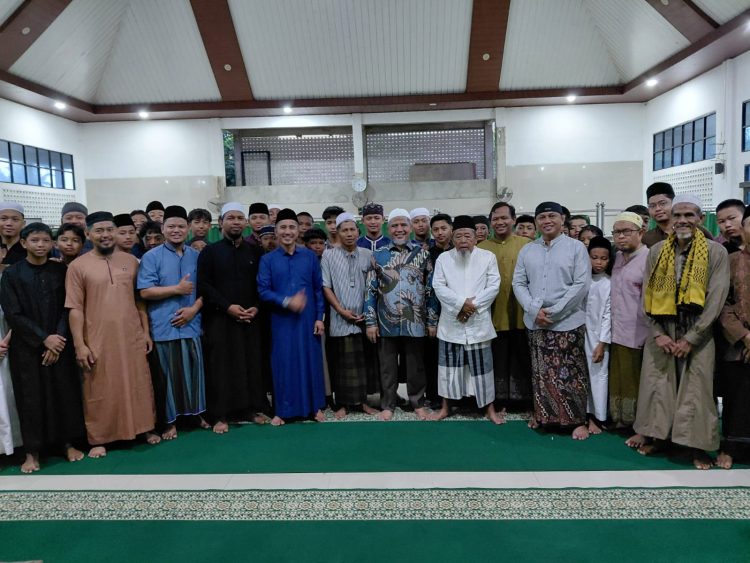 DPD RI Manfaatkan Agenda BULD untuk Silaturahmi ke Pesantren Al-Manar Sarolangun
