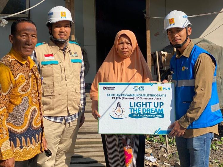 Program LUTD PLN Tanjungbalai Wujudkan Mimpi Warga Untuk Memperoleh Aliran Listrik Bagi Masyarakat Kurang Mampu