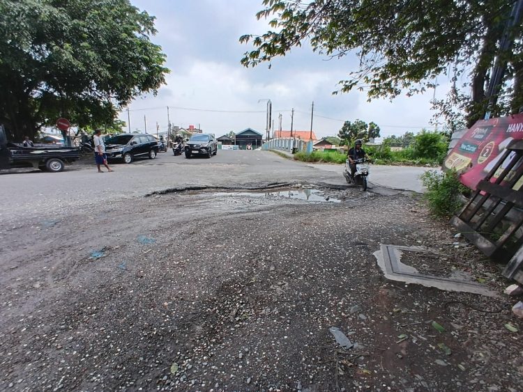 Respon Cepat DPRD, Jalan Rusak Parah di Simpang Kalimalang MM2100 Bekasi, Segera Di Follow up