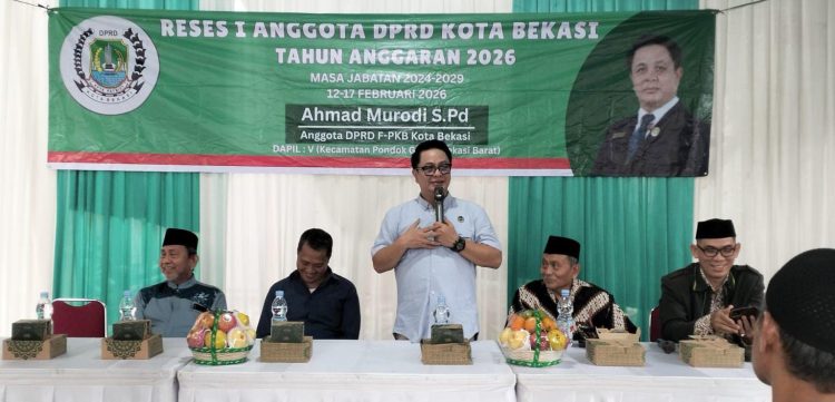 Reses DPRD Kota Bekasi, Ahmad Murodi Ajak Anak Muda Jatimakmur Aktif di Pencak Silat