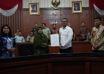 Dipercaya Mewakili Kepala Daerah se-Sumut, Bupati Labusel Buka Entry Meeting Pemeriksaan BPK