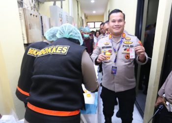 Usai Rapim Polda Sumut, Kapolres Labusel Jalani Tes Urine sebagai Bentuk Keteladanan Pimpinan