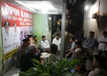 Kapolsek Tamalate bersama Camat Sambangi Pos Kamling: Ajak Warga Tingkatkan Keamanan