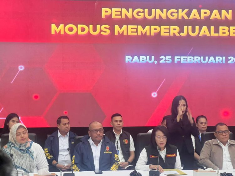 Bareskrim Polri Tangkap 12 Orang Sindikat Kasus Jual Beli Bayi