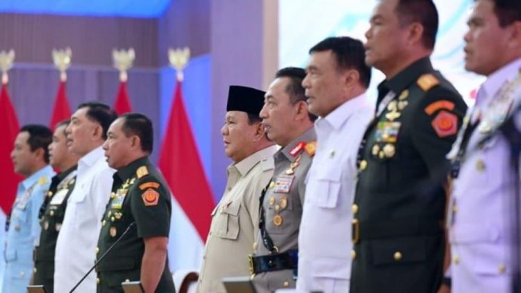 Rapim TNI-Polri, Prabowo Tegaskan Jadilah Tentara dan Polisi Rakyat yang Dicintai