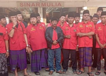 Berbagi di Bulan Ramadhan, MADAS DKI Jakarta Bagikan 750 Takjil untuk Warga Kebayoran Lama