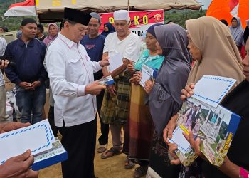 Syahrul Pasaribu Beri Semangat Warga Korban Banjir Tapanuli Selatan, Dorong Percepatan Pembangunan 118 Huntap