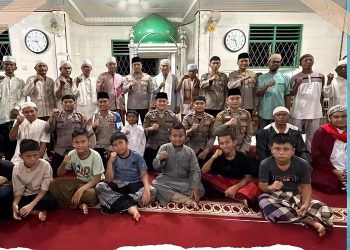Pastikan Ibadah Masyarakat Aman dan Khidmat, Kapolres Padangsidimpuan Gelar Tarawih Keliling