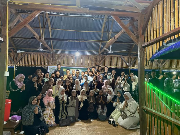 KAHMI dan HMI Cabang Rokan Hulu Gelar Buka Bersama, Pererat Silaturahmi Kader dan Alumni di Bulan Ramadhan