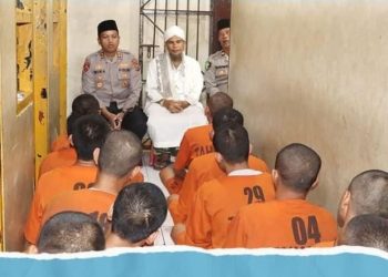 Tampilkan Sisi Humanis Polri, Kapolres Padangsidimpuan Buka Puasa Bersama dan Beri Dukungan Moral Tahanan