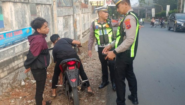 Warga Mengeluh Bising! Satlantas Padangsidimpuan Tertibkan Knalpot Blong, Sejumlah Motor Ditahan