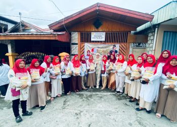 Aksi Ramadan EMUD di Papua: Relawan Salurkan Beras dan Takjil Lewat Program Nasional EMUD 100 Ribu Pax Beras