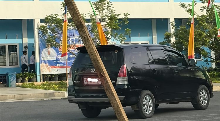 GEMMA PETA INDONESIA Soroti Penyalahgunaan Mobil Dinas Oleh Kacabdis ESDM Sumut Wilayah V, Diduga Ganti Plat dan Dipakai Antar Anak Sekolah