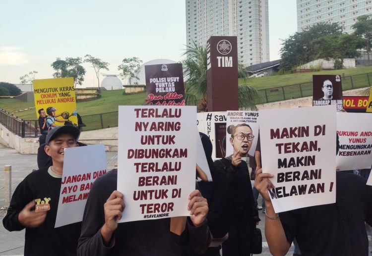 Aktivis HAM Diserang Air Keras, Mahasiswa Gelar Aksi Solidaritas di Taman Ismail Marzuki