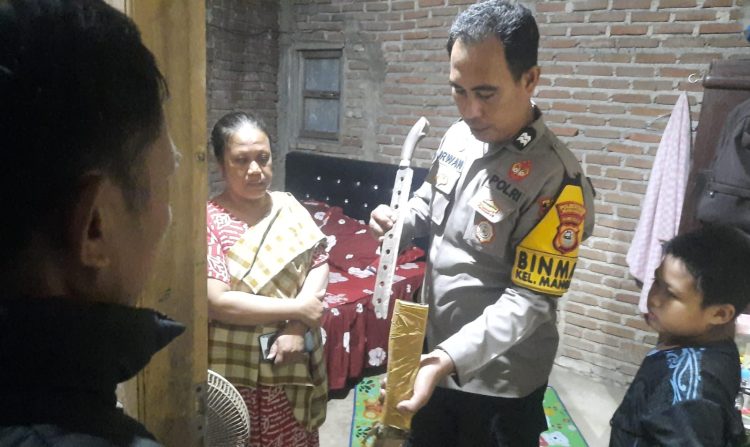Polsek Tamalate Datangi TKP Pengancaman dengan Parang di Jl Manuruki