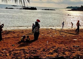 Pantai Batu Rusa di Tabuyung, Madina: Surganya Anak-Anak untuk Liburan Akhir Pekan