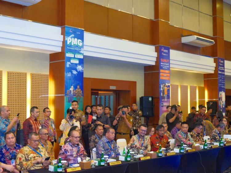 Bupati Labusel Hadiri RUPS Bank Sumut 2025: Dorong Penguatan Modal untuk Akselerasi Ekonomi Daerah 