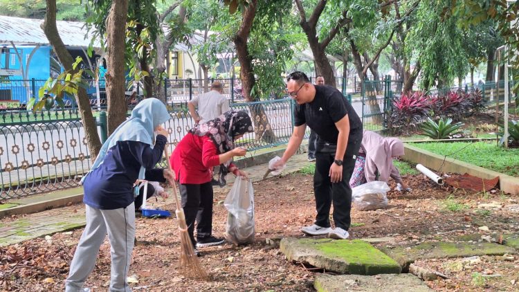 Bappeda Kabupaten Bekasi Gelar Jumat Bersih, Tindak Lanjut Instruksi Plt Bupati