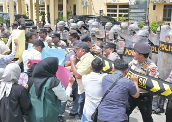 Simulasi Sispam Polres Labuhanbatu Selatan, Situasi Mencekam Berakhir Humanis dan Kondusif