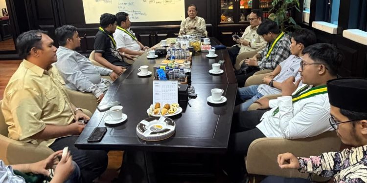 Kongres SEMMI IX Digelar Juli, Menkop Ferry Siap Hadir dan Dukung Program Koperasi